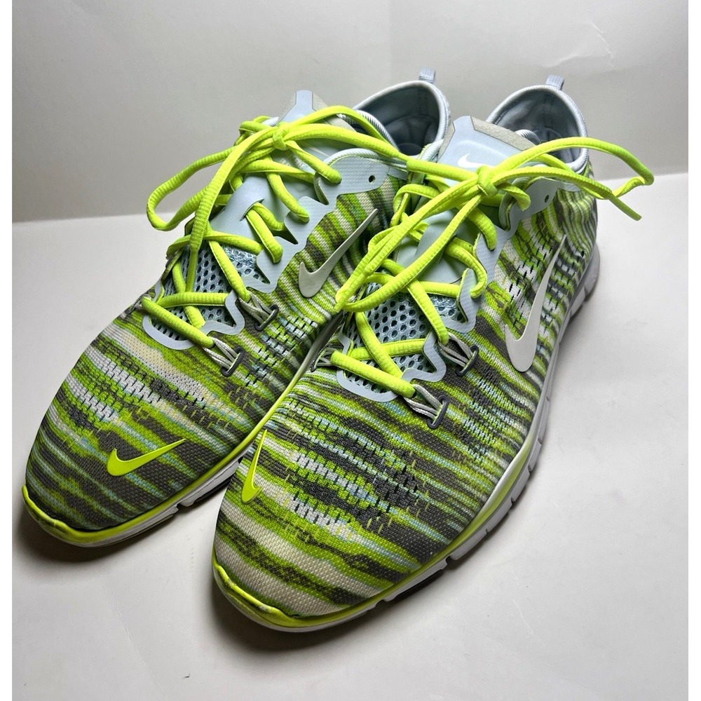 Nike Free Mens Low Top Lace Up Athletic Size 11 Sneakers Green Gray Striped B5